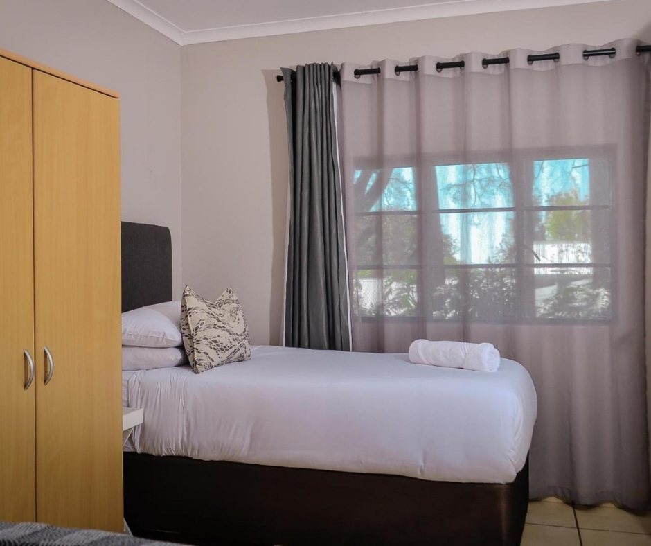 Family Wildlife Suite 2