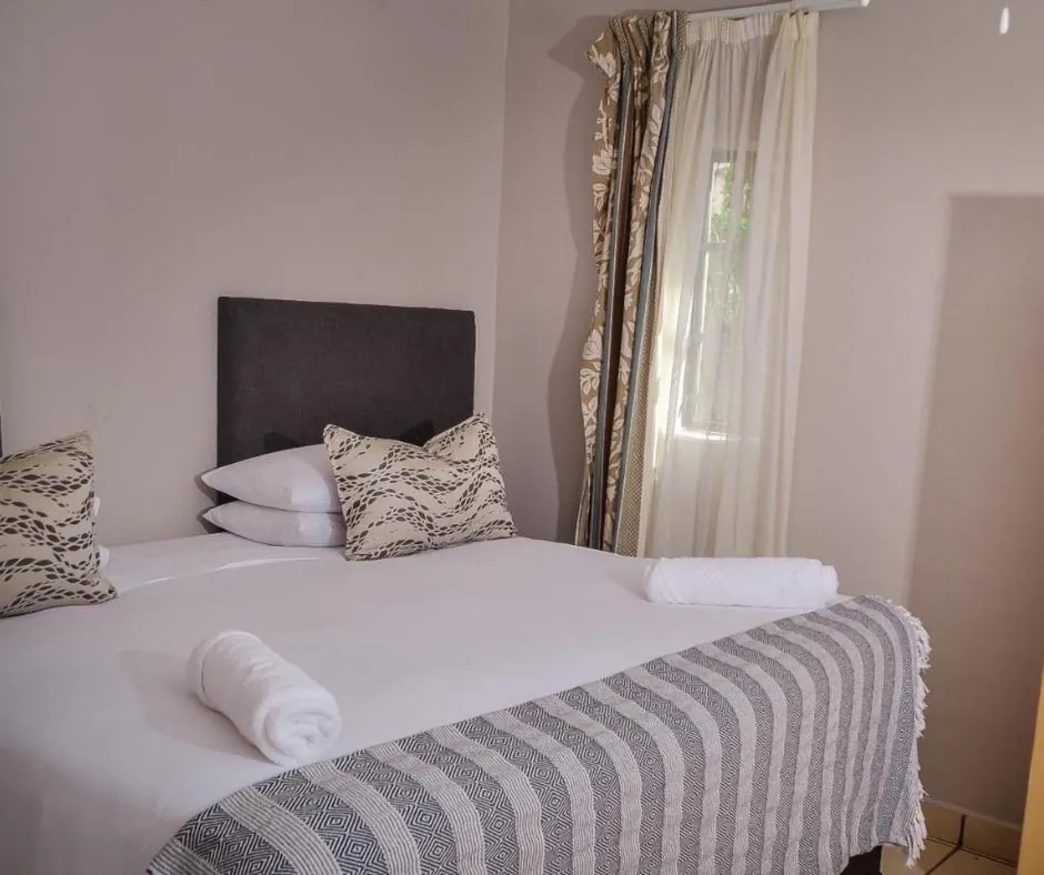 Family Wildlife Suite 3